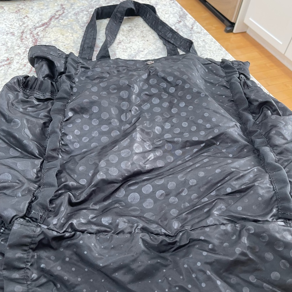 Lululemon tote bag foldable